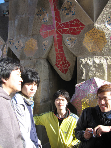 060306sagradafamilia.jpg